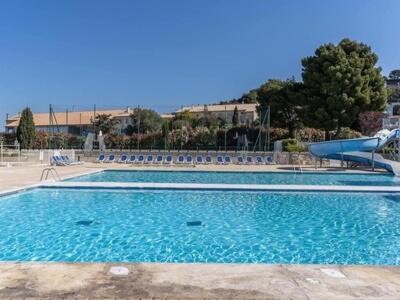 Appartement Dans Residence Avec Piscine La Londe-les-Maures Bagian luar foto